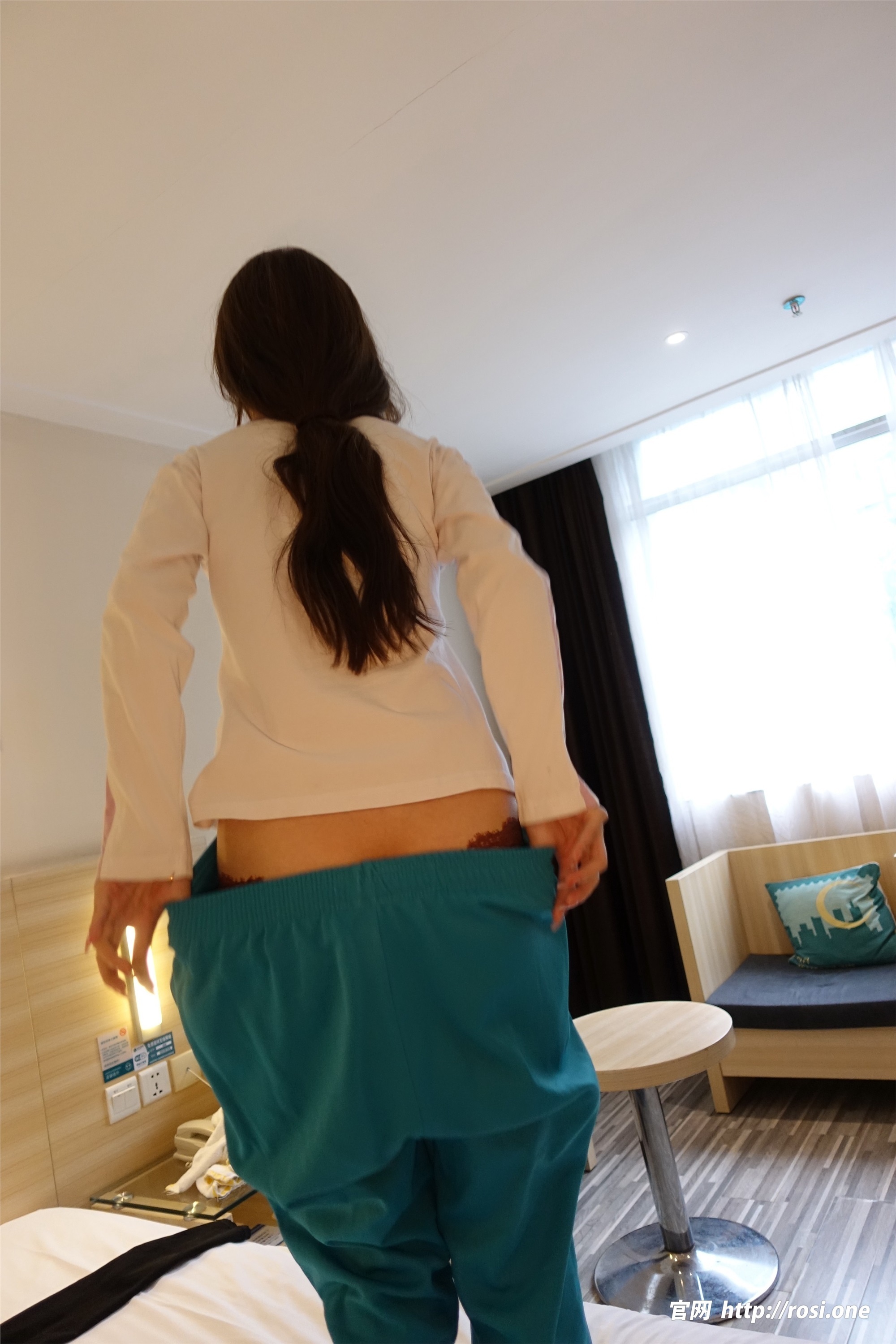 ROSI写真 2023.03.08 NO.4111